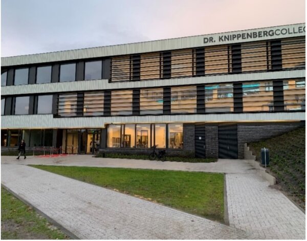 Dr. Knippenberg College 6